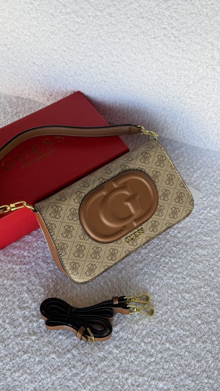 شنطة جيس / guess #2067 ماستر كواليتي شامل علبة