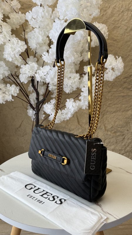 شنطة جيس/ guess sela حجم متوسط ماستر كواليتي بدون علبة