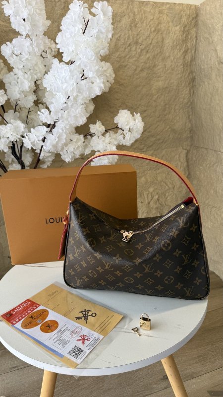 شنطة لوي ڤيتون /  Louis Vuitton Slouchy #3688 ماستر كواليتي شامل علبة