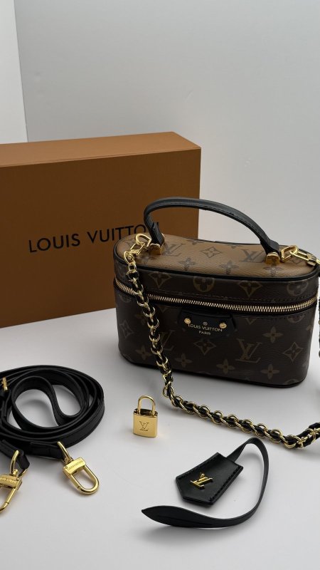 شنطة لوي ڤيتون / louis vuitton ميني ماستر كواليتي شامل علبة
