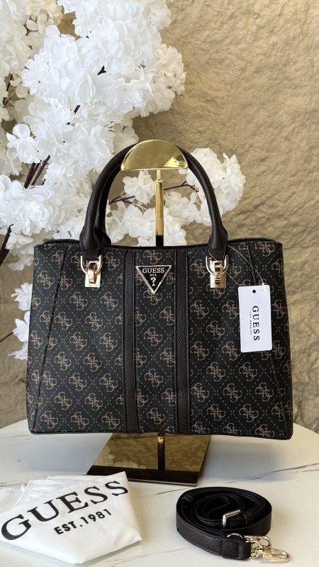 شنطة جيس / guess Noreen  ماستر كواليتي حجم متوسط بدون علبة