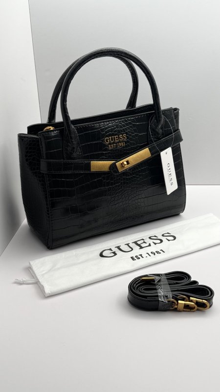 شنطة جيس / guess enisa ماستر كواليتي بدون علبة