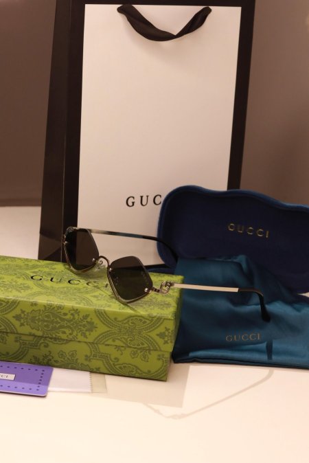 سلفر مع اسود