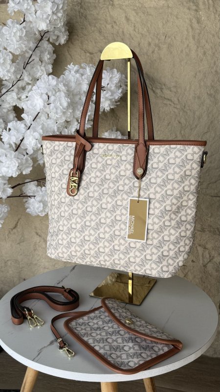 ابيض سكري مع كمل