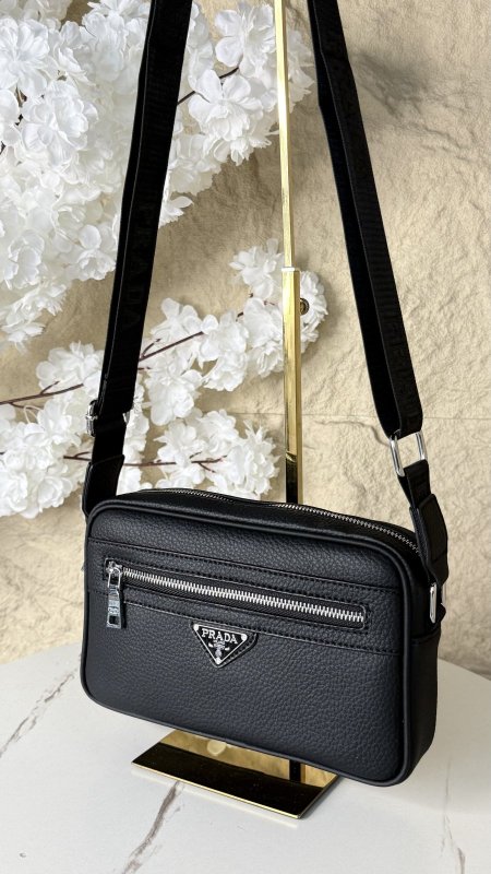 باوتش برادا رجالي / prada بدون علبة