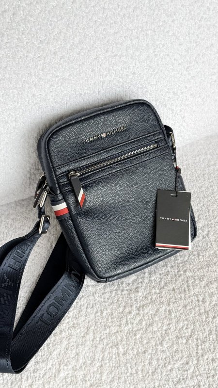 باوتش رجالي تومي / Tommy بدون علبة جوده عالية