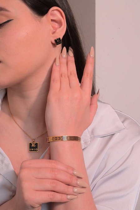 طقم ماركه مريم 3 قطع LV