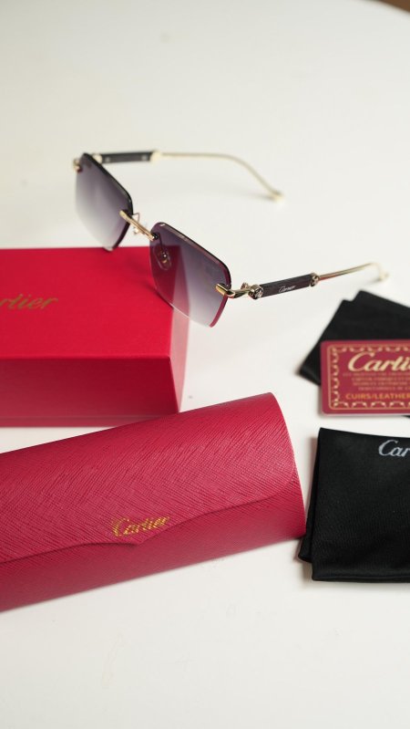 نظارة كارتيير -/  cartier  شامل علبة الشركة unisex