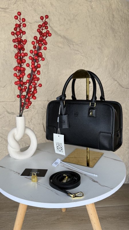 شنطة لويڤي / Loewe ماستر كواليتي بدون علبة