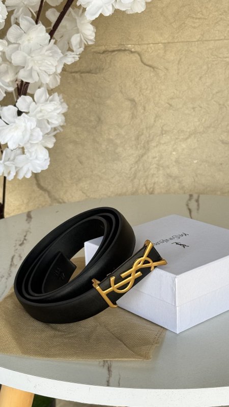 قشاط خصر سان لوران / ysl شامل علبة