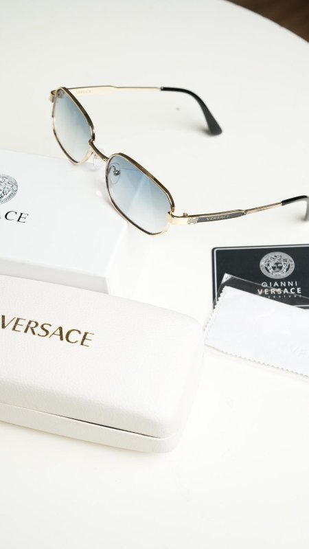 نظارة فيرزاتشي / vresace شامل علبة الشركة