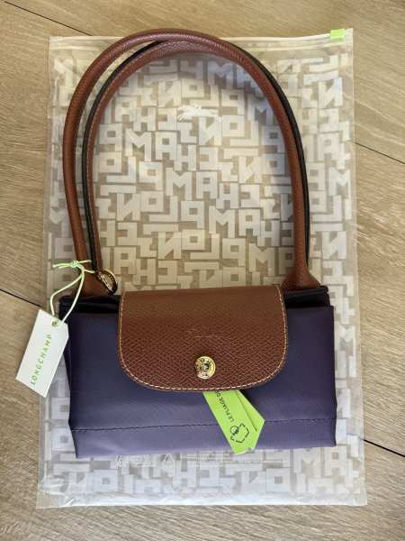 بنفسجي