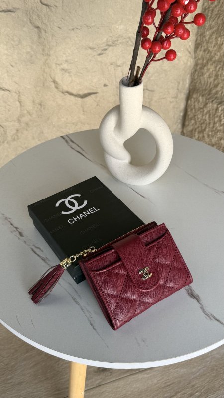 جزدان شانيل / chanel حجم صغير مع سحاب شامل علبة