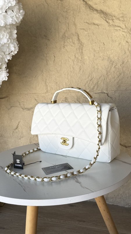 شنطة شانيل كلاسيك / Chanel clasic جلد ناعم جودة عالية ماستر بدون علبة