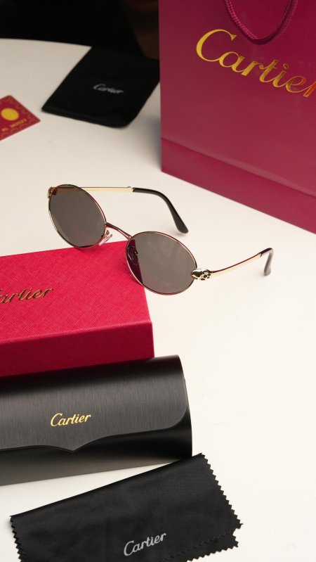 نظارة كارتيير / Cartier شامل العلبة وكيس الشركة