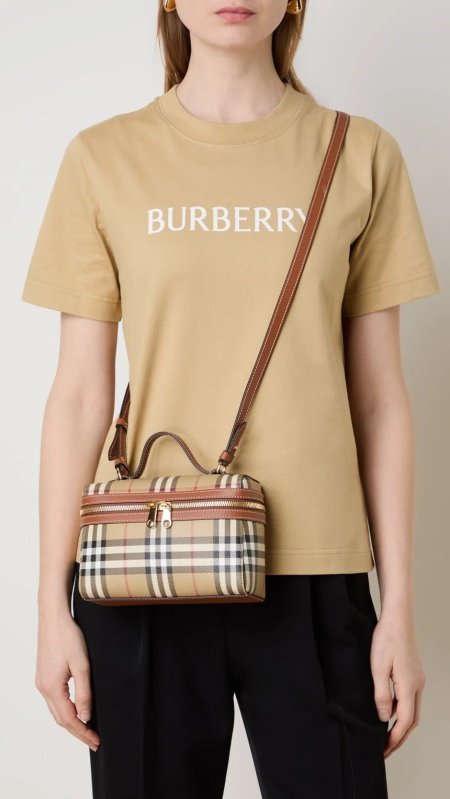 شنطة بيربري / BURBERRY Mini Check Vanity Bag ماستر كواليتي شامل علبة