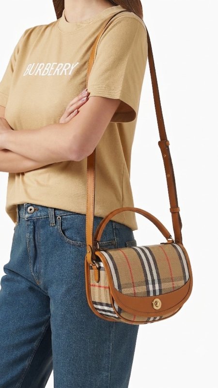 شنطة بيربري / BURBERRY 66939 ماستر كواليتي شامل علبة