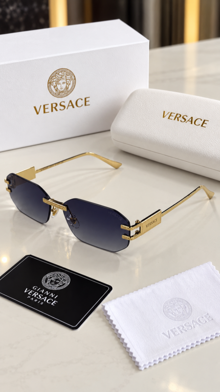 نظارة فيرزاتشي / VERSACE شامل العلبة وكيس الشركة