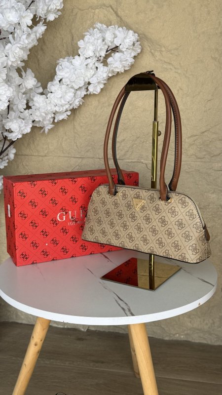 شنطة جيس / GUESS J501 ماستر كواليتي مع علبة