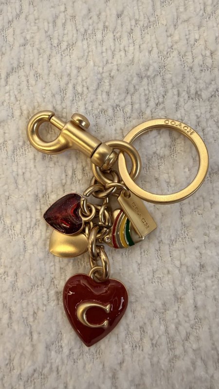 ميدالية كوتش / قلب جودة عالية مختوم كوتش