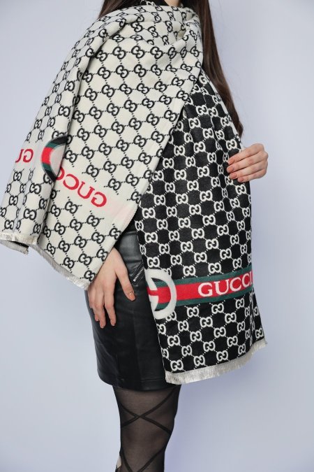 شال كتف جوتشي / GUCCI