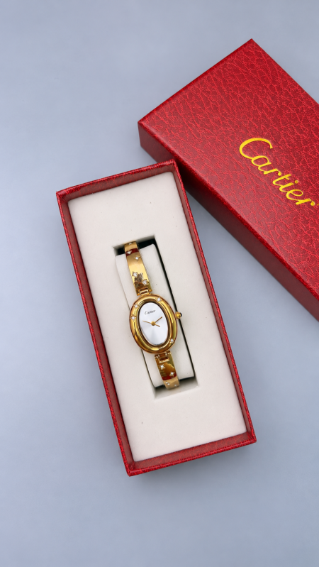 ساعة كارتيير / CARTIER شامل العلبة وكيس الشركة
