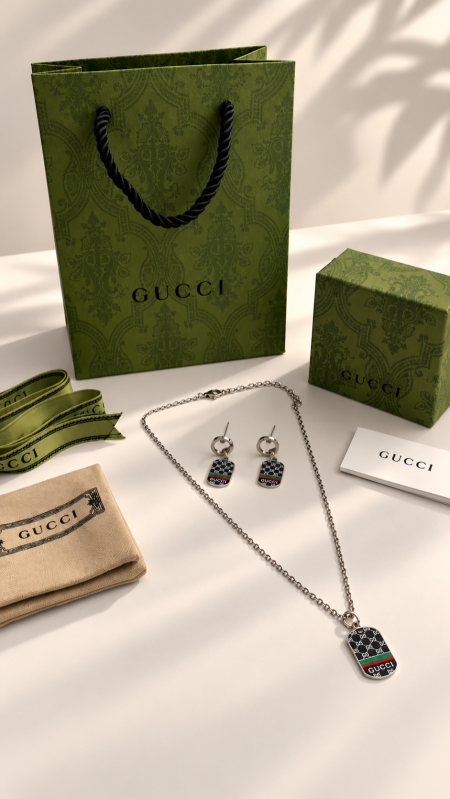 طقم جوتشي / Gucci سنسال مع حلق شامل الملحقات الاصلية  085