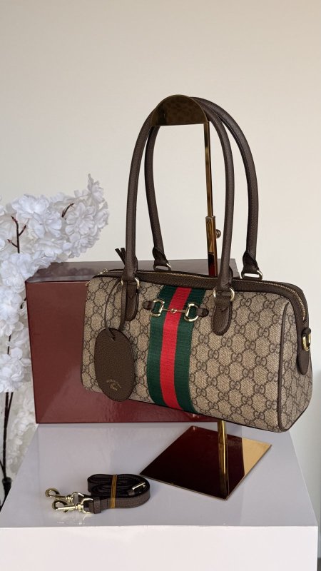 شنطة جوتشي / GUCCI 866732 ماستر كواليتي شامل علبة