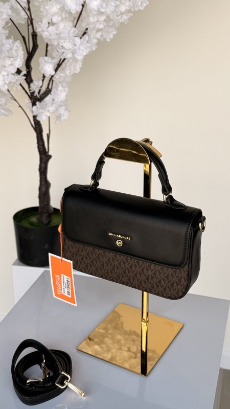 شنطة مايكل كورس / MICHAEL KORS m926 ماستر كواليتي بدون علبة