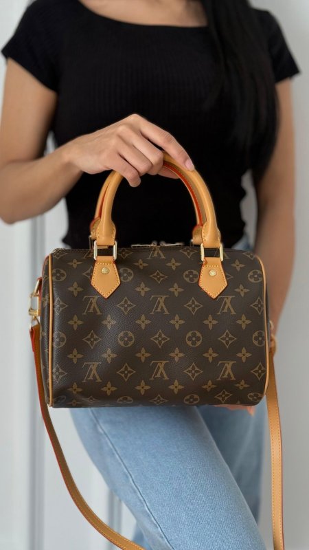 لوي فيتون / lv speedy  حجم متوسط ماستر كواليتي شامل علبة