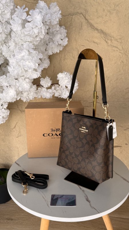 بني مع اسود