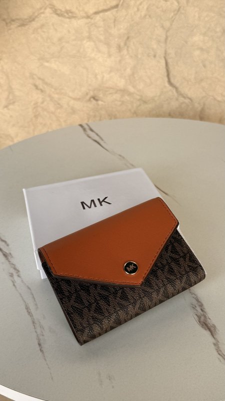 جزدان مايكل كورس / mk #60137 شامل علبة