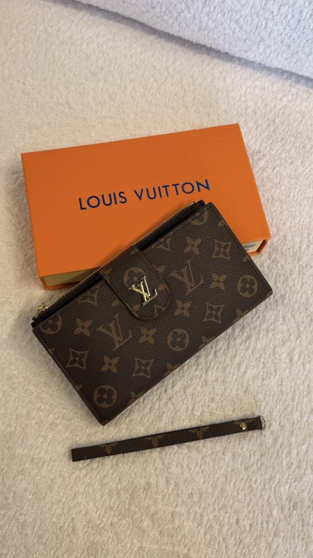 جزدان لوي ڤيتون / lv #10014 حجم كبير ماستر كواليتي شامل علبة