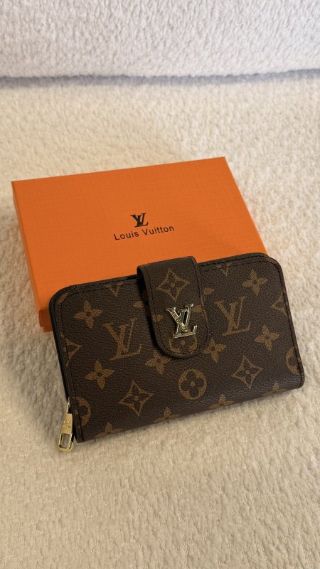 جزدان لوي ڤيتون / lv #61306 حجم متوسط ماستر كواليتي شامل علبة